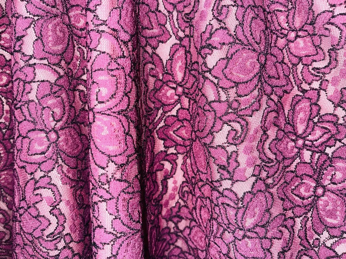 Magenta Floral Estampado Vintage — Blonda Aquerontex, Heredia Costa Rica