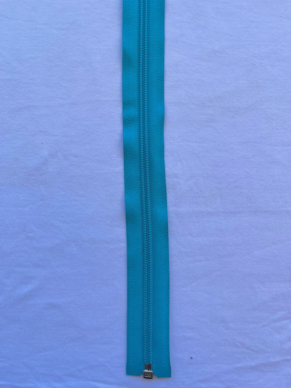 Blanco Cierre Turquesa — Zippers Aquerontex, Heredia Costa Rica