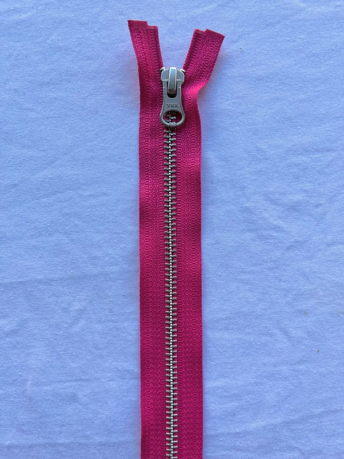 Cierre Fucsia — Zippers Aquerontex, Heredia Costa Rica