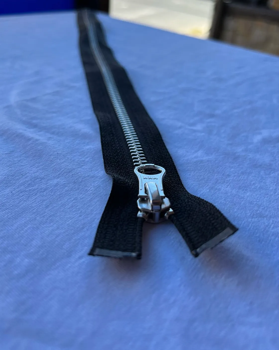 Cierre Invisible Negro — Zippers Aquerontex, Heredia Costa Rica