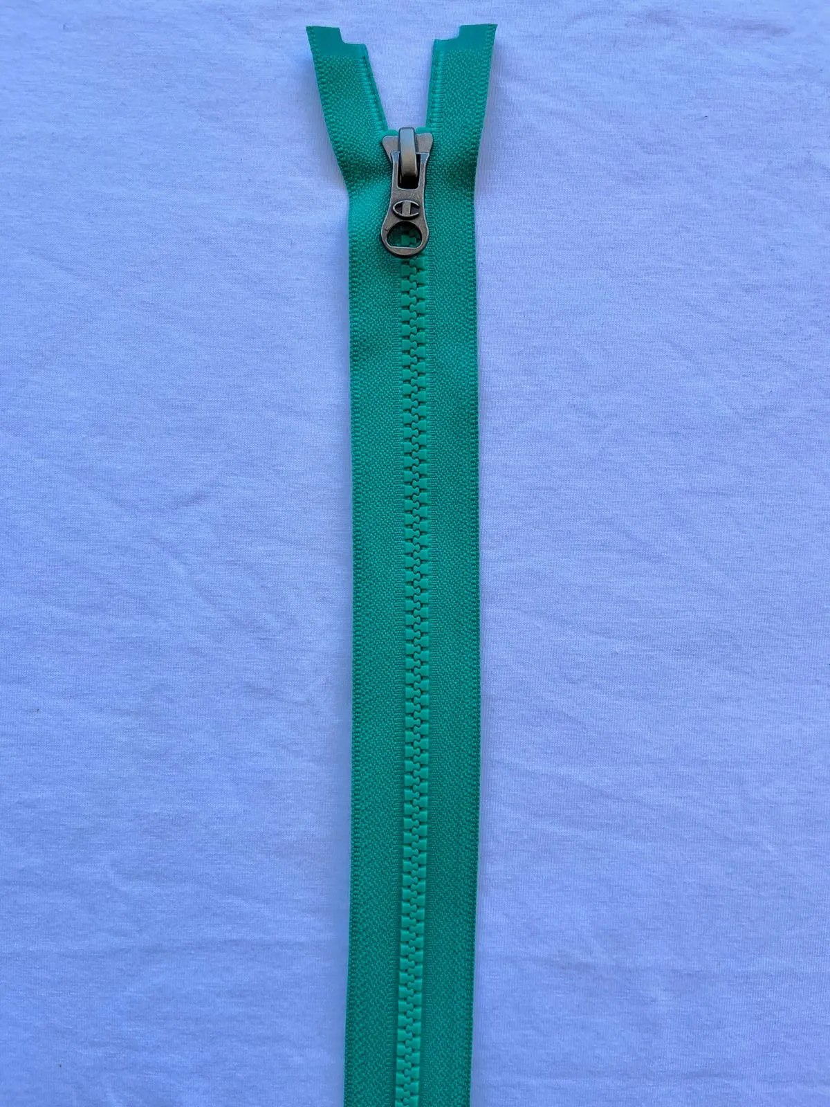 Cierre Verde Esmeralda — Zippers Aquerontex, Heredia Costa Rica