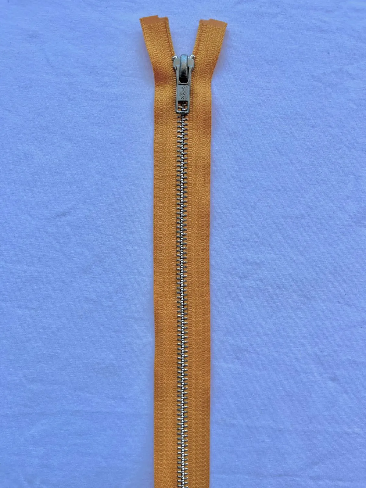 Cierre Vertical Marron Claro — Zippers Aquerontex, Heredia Costa Rica