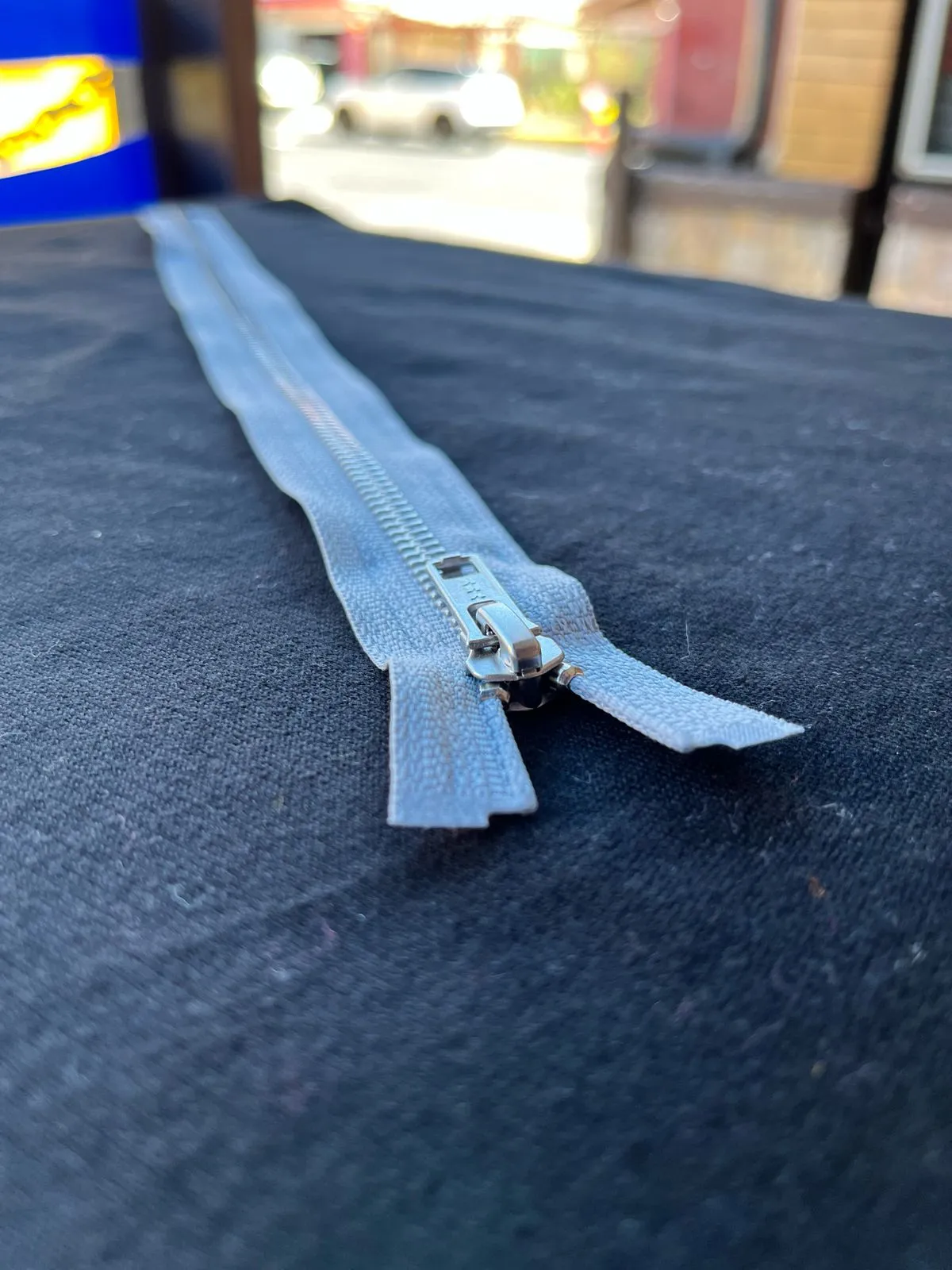 Gris Cierre Rapel — Zippers Aquerontex, Heredia Costa Rica