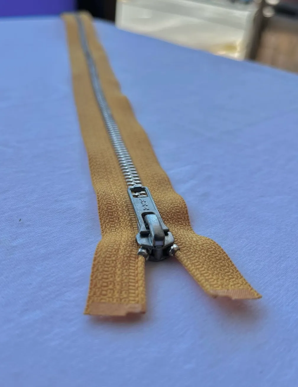 Ocre Beige Cierre — Zippers Aquerontex, Heredia Costa Rica