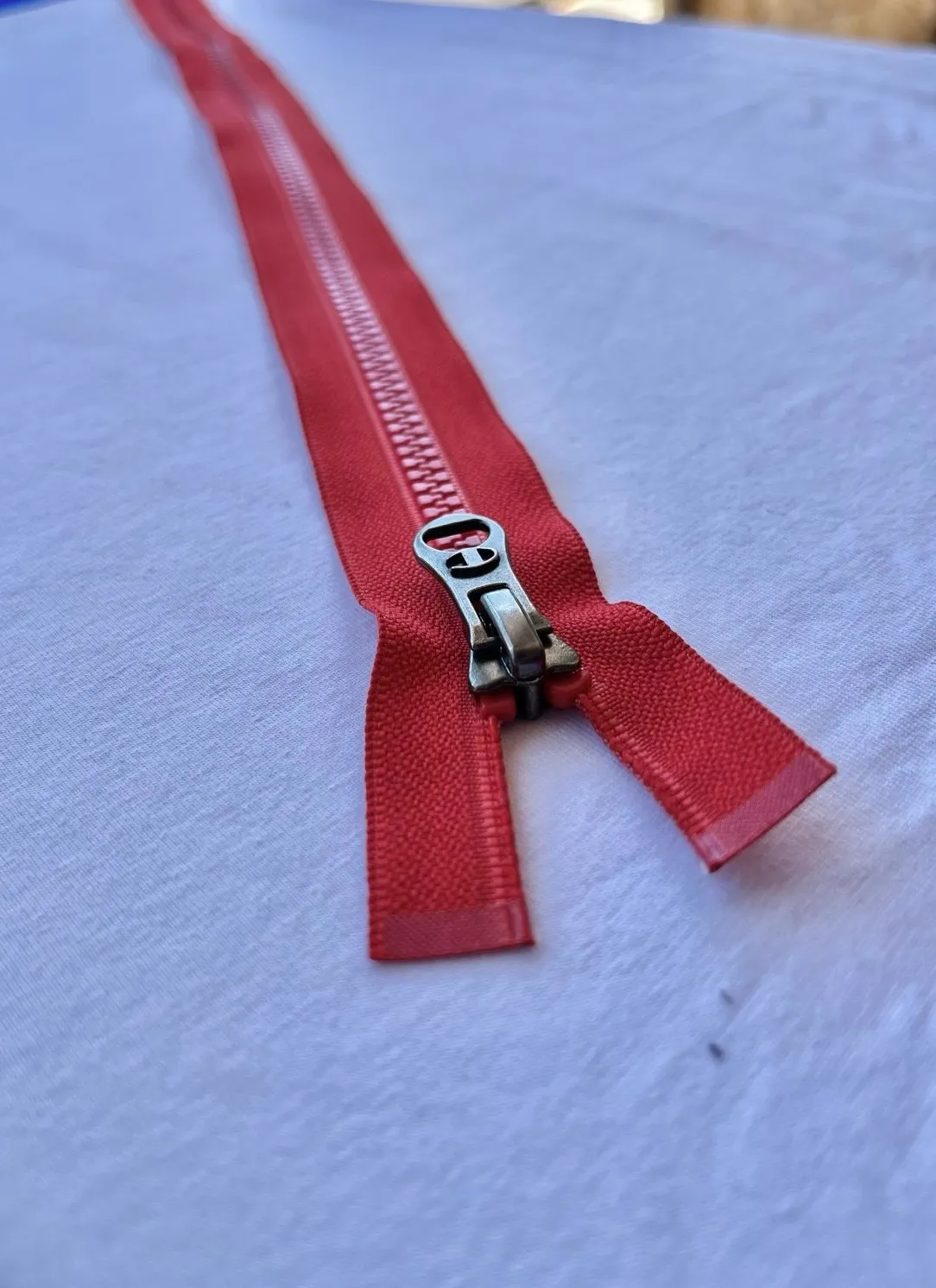 Rojo Terracota Cierre Crema — Zippers Aquerontex, Heredia Costa Rica