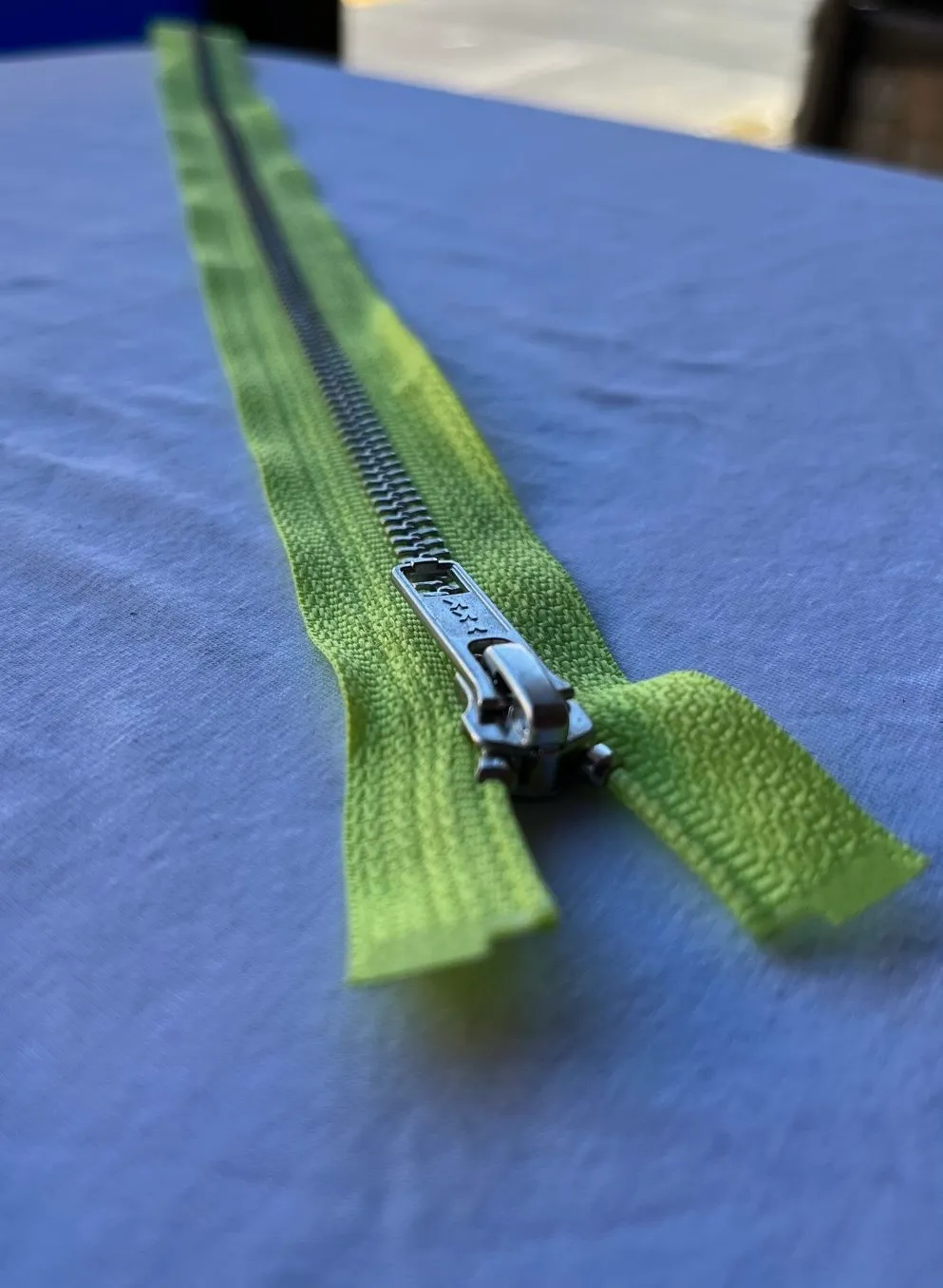 Verde Lima Resplandeciente — Zippers Aquerontex, Heredia Costa Rica